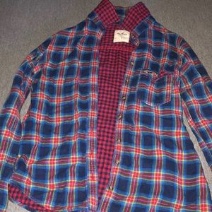 2 Hollister flannels size small womens